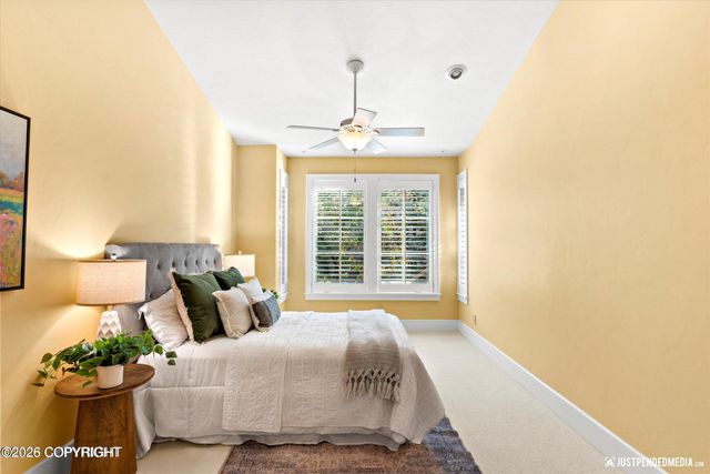 3806 North Point Circle, Anchorage, AK 99502