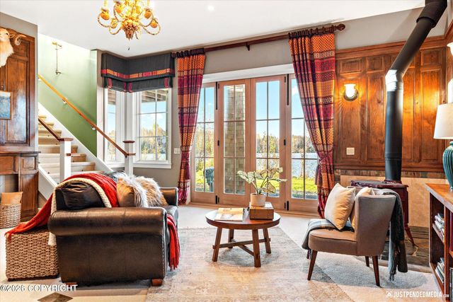 3806 North Point Circle, Anchorage, AK 99502