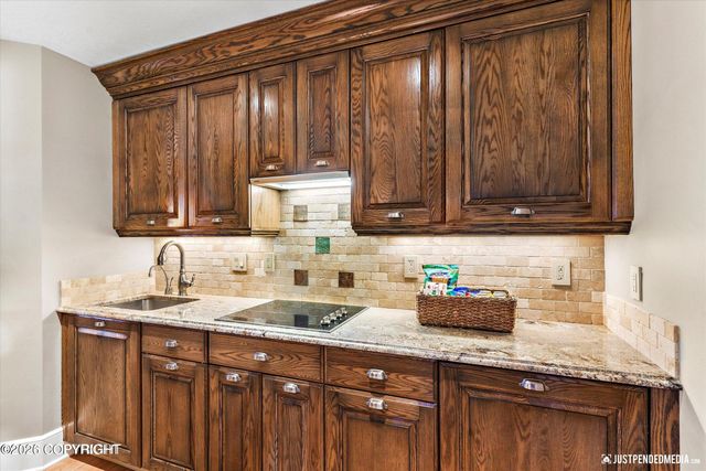 3806 North Point Circle, Anchorage, AK 99502