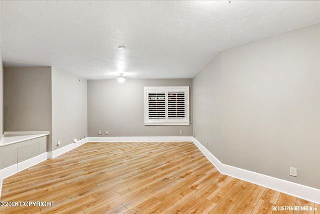 3806 North Point Circle, Anchorage, AK 99502