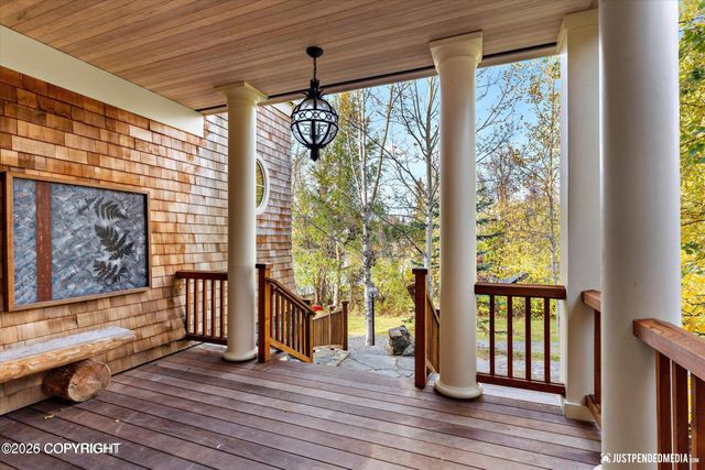 3806 North Point Circle, Anchorage, AK 99502