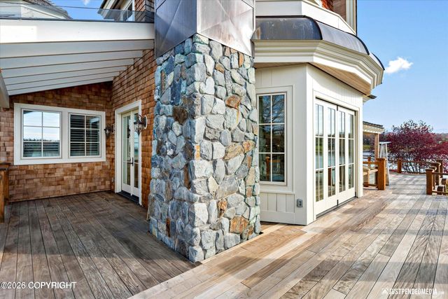 3806 North Point Circle, Anchorage, AK 99502