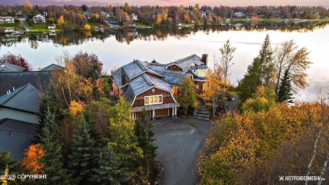 3806 North Point Circle, Anchorage, AK 99502