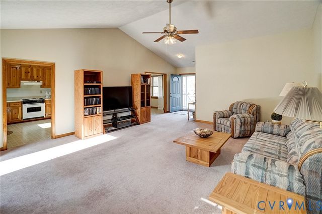 4905 Gray Bark Ct, Sandston, VA 23150