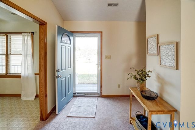 4905 Gray Bark Ct, Sandston, VA 23150