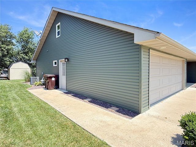 402 Harry Street, Palmyra, MO 63461