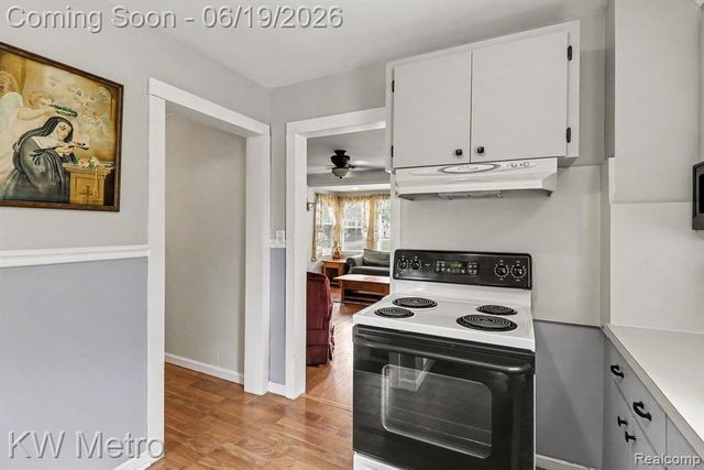 2815 Ellwood Avenue, Berkley, MI 48072