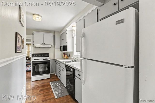 2815 Ellwood Avenue, Berkley, MI 48072