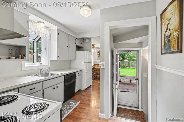 2815 Ellwood Avenue, Berkley, MI 48072