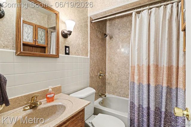 2815 Ellwood Avenue, Berkley, MI 48072