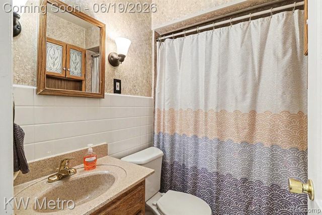 2815 Ellwood Avenue, Berkley, MI 48072