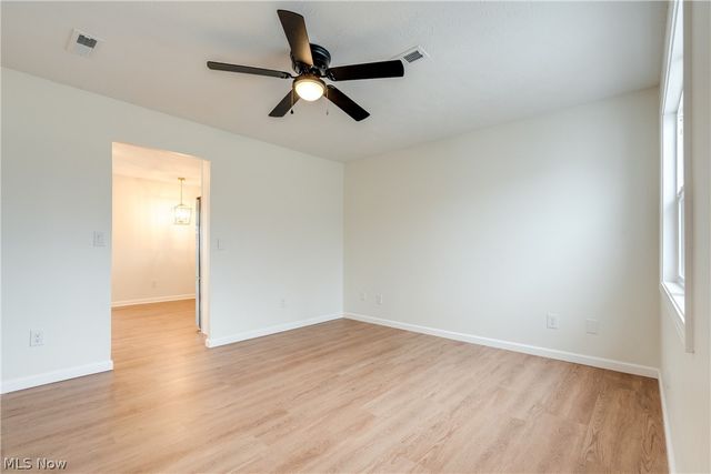 387 Harcourt Road, Vermilion, OH 44089