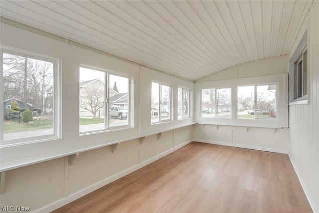 387 Harcourt Road, Vermilion, OH 44089