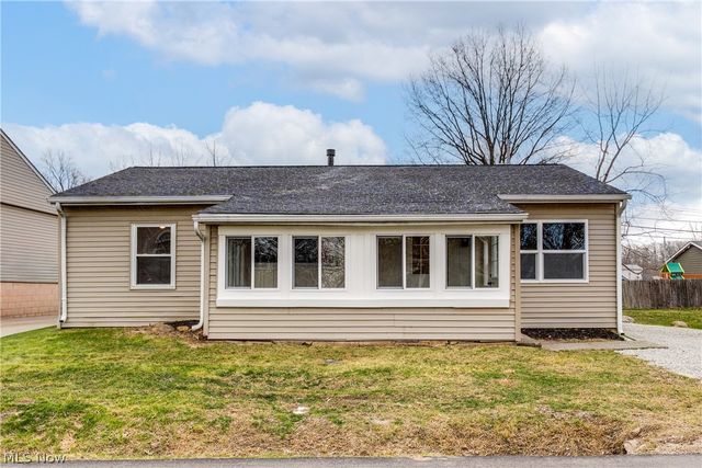387 Harcourt Road, Vermilion, OH 44089