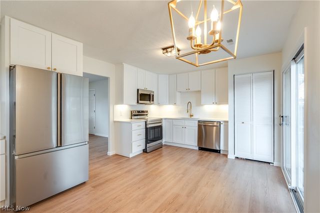 387 Harcourt Road, Vermilion, OH 44089