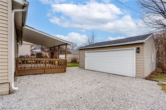 387 Harcourt Road, Vermilion, OH 44089
