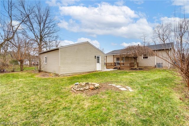387 Harcourt Road, Vermilion, OH 44089