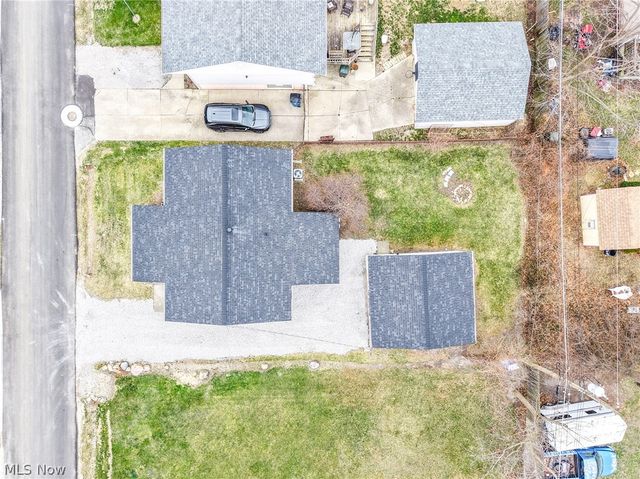 387 Harcourt Road, Vermilion, OH 44089