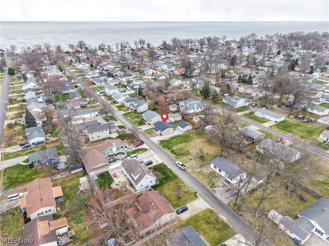 387 Harcourt Road, Vermilion, OH 44089