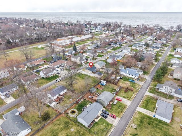 387 Harcourt Road, Vermilion, OH 44089