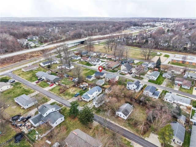 387 Harcourt Road, Vermilion, OH 44089