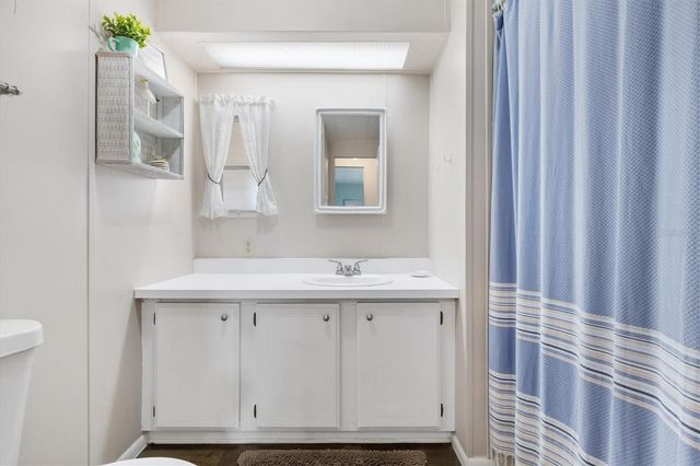 724 ROYAL PALM AVENUE, Lady Lake, FL 32159