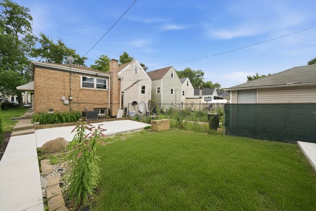 2016 W 52nd Street, Chicago, IL 60609