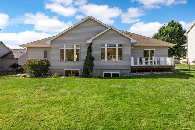 2850 Twinleaf Road, Cedar Rapids, IA 52411