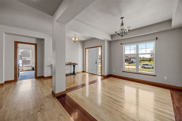 2850 Twinleaf Road, Cedar Rapids, IA 52411