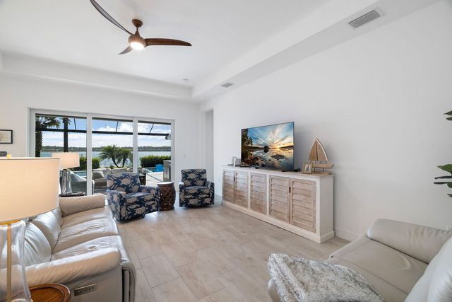 13682 Blue Bay Circle, Fort Myers, FL 33913