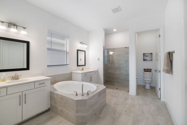 13682 Blue Bay Circle, Fort Myers, FL 33913
