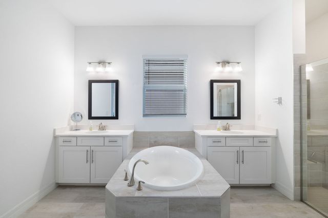13682 Blue Bay Circle, Fort Myers, FL 33913