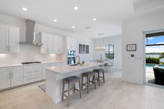 13682 Blue Bay Circle, Fort Myers, FL 33913