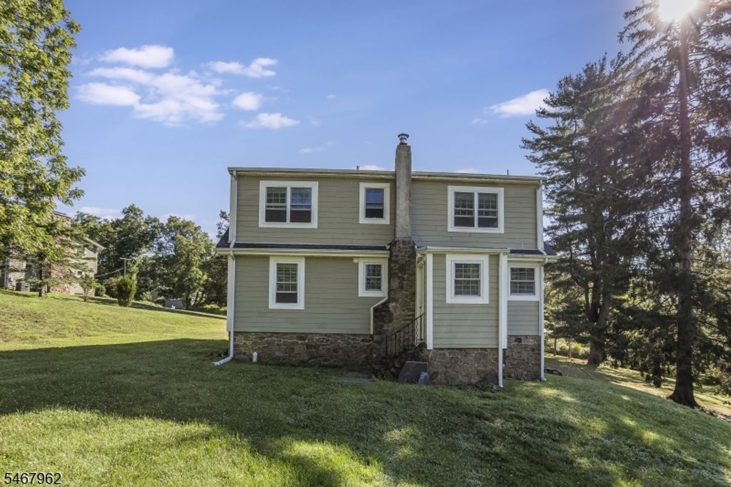 16 Chester Pl, Chester Twp., NJ 07930 — photo 4