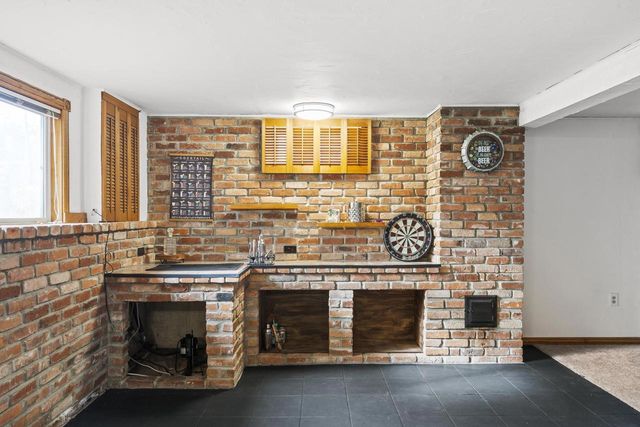 1371 CORMIER ROAD, Ashwaubenon, WI 54313
