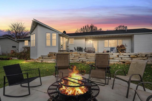 1371 CORMIER ROAD, Ashwaubenon, WI 54313
