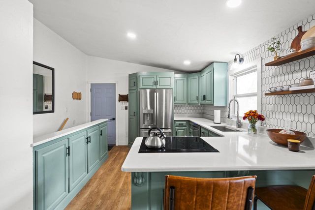 1371 CORMIER ROAD, Ashwaubenon, WI 54313