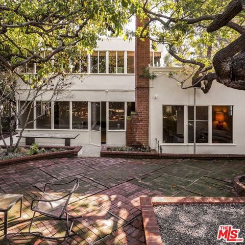 1607 Angelus Avenue, Los Angeles, CA 90026