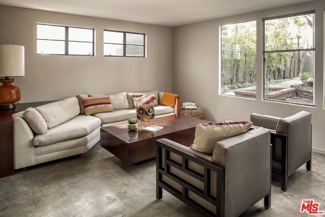 1607 Angelus Avenue, Los Angeles, CA 90026