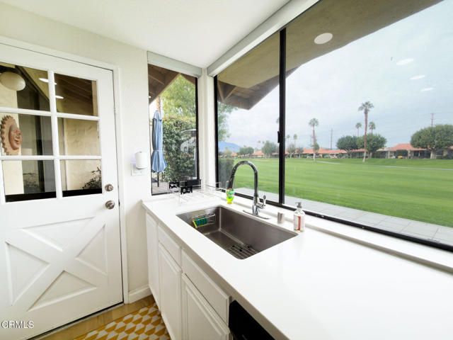 314 Villena Way, Palm Desert, CA 92260