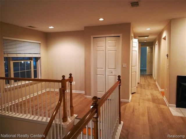 39532 Rockcrest Lane, Northville, MI 48168