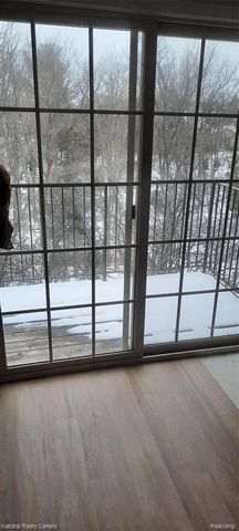 39532 Rockcrest Lane, Northville, MI 48168