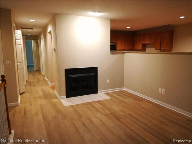 39532 Rockcrest Lane, Northville, MI 48168