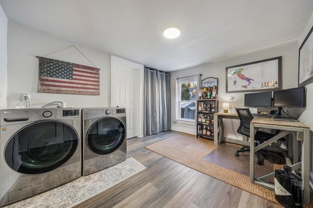 402 W 10TH AVENUE, Oshkosh, WI 54902