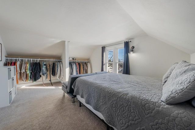 402 W 10TH AVENUE, Oshkosh, WI 54902