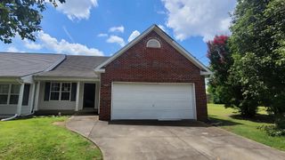 1063 Stonemark Trl, La Vergne, TN 37086