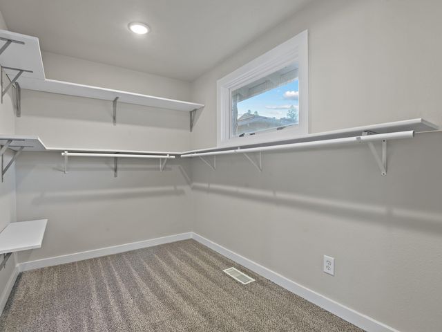 405 W Lyons Ave, Spokane, WA 99208