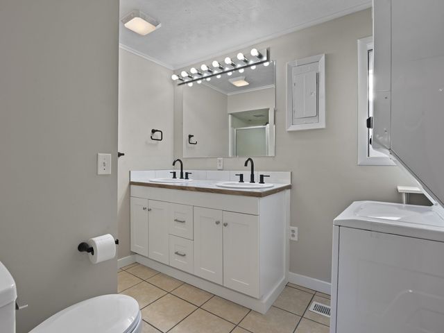 405 W Lyons Ave, Spokane, WA 99208