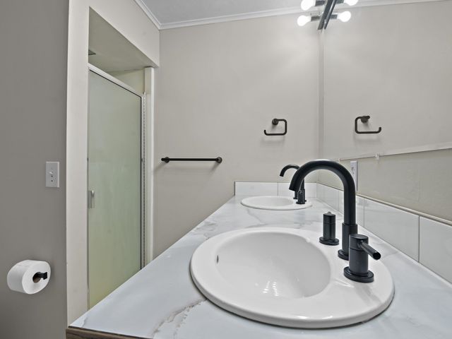 405 W Lyons Ave, Spokane, WA 99208