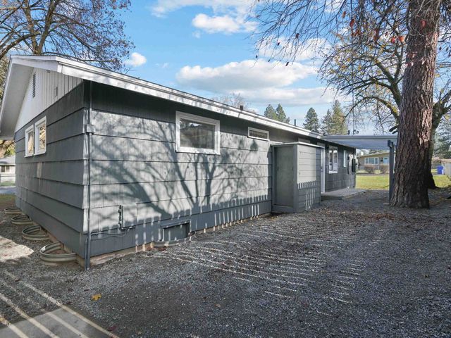 405 W Lyons Ave, Spokane, WA 99208